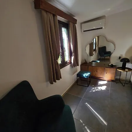 Domus Fidias Rhodes City