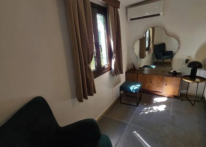 Domus Fidias Rhodes City